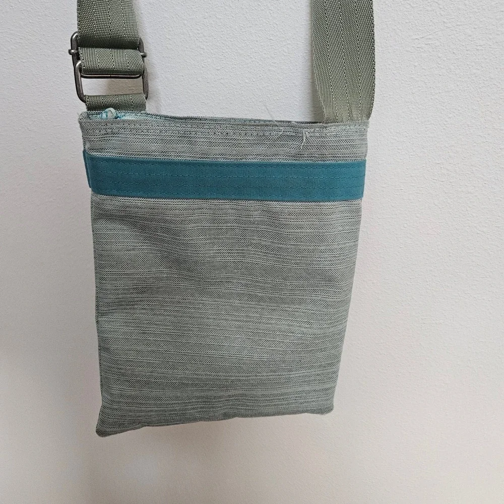 Dakine Jive Crossbody Bag Mini Travel Purse Blue Grey Woven Adjustable Strap